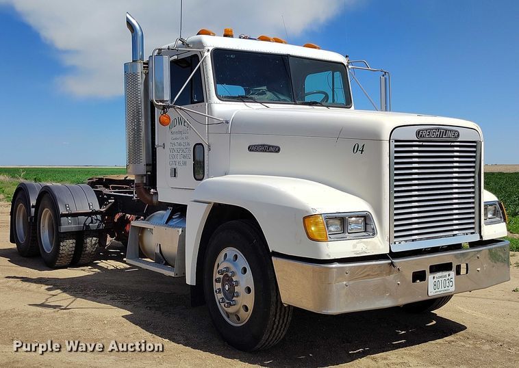 image for item DP4963 1989 Freightliner FLD semi truck