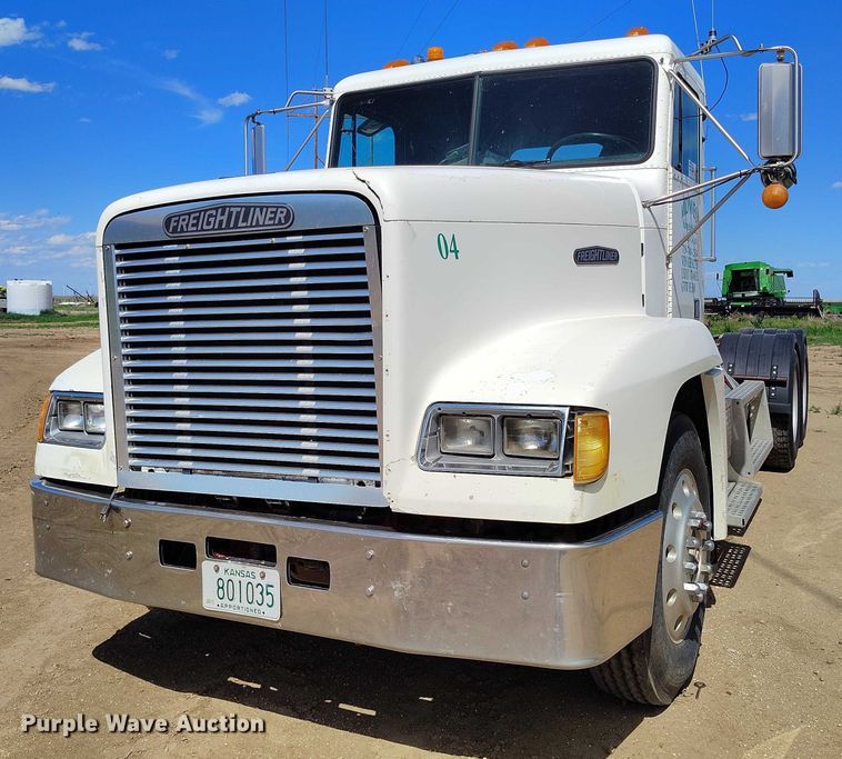image for item DP4963 1989 Freightliner FLD semi truck