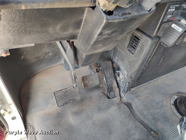 image for item DP4963 1989 Freightliner FLD semi truck