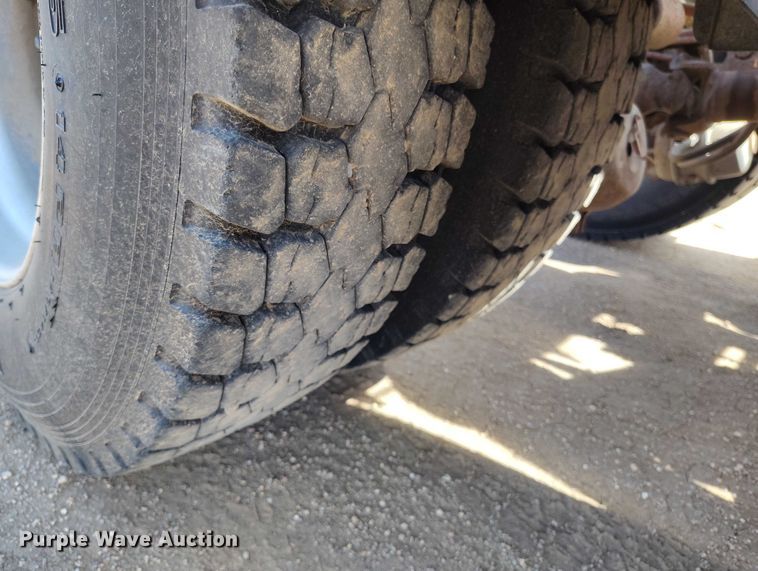 image for item DP4963 1989 Freightliner FLD semi truck