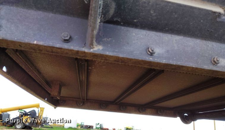 image for item DP4964 2014 Maurer grain trailer