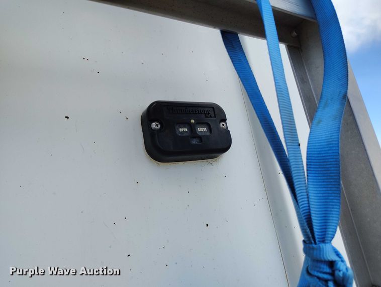 image for item DP4964 2014 Maurer grain trailer