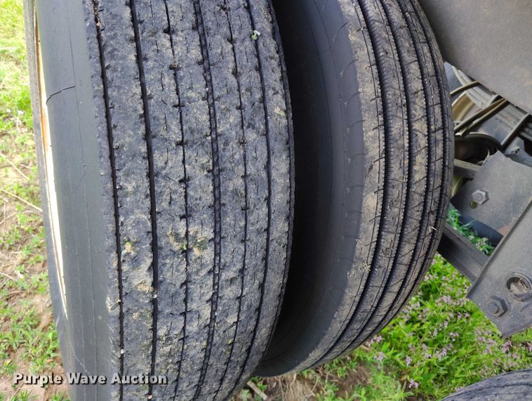 image for item DP4964 2014 Maurer grain trailer