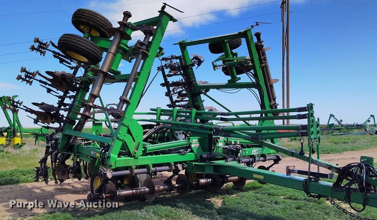 image for item DP4968 John Deere 2510S strip-till