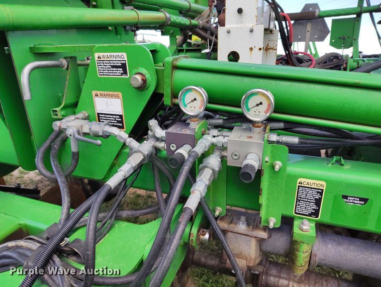 image for item DP4968 John Deere 2510S strip-till