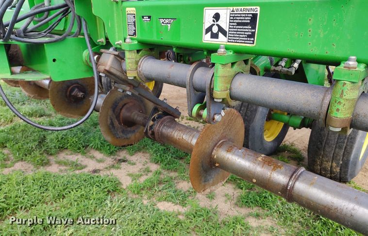 image for item DP4968 John Deere 2510S strip-till