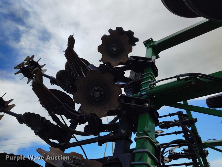 image for item DP4968 John Deere 2510S strip-till