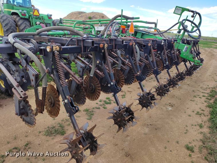 image for item DP4968 John Deere 2510S strip-till