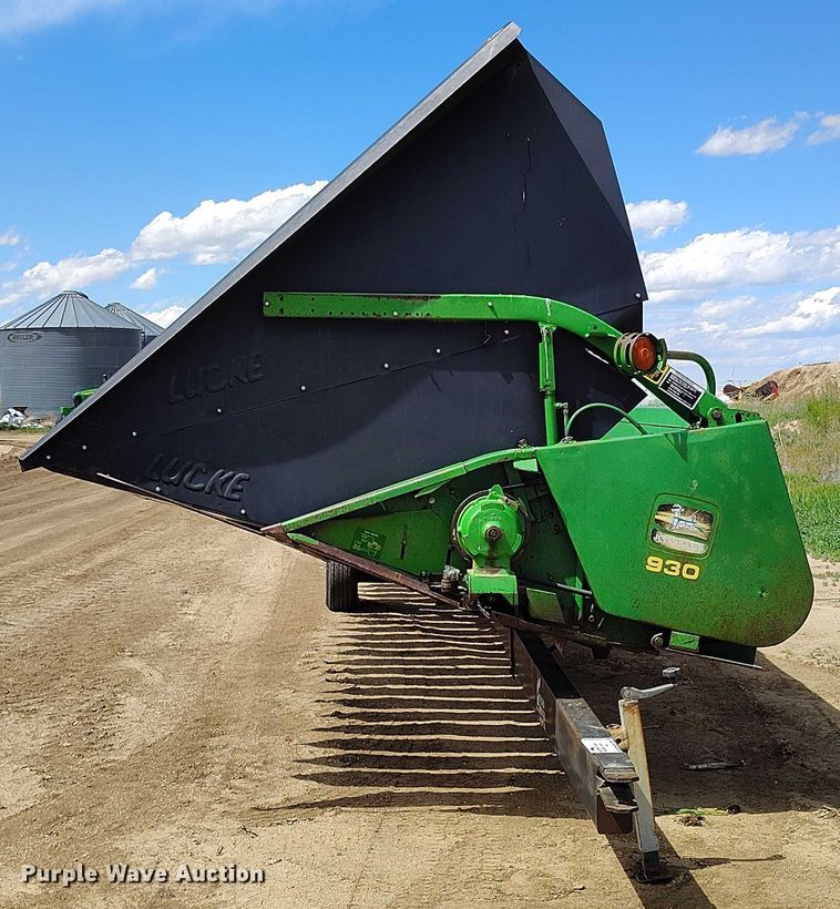 image for item DP4970 1993 John Deere 930 rigid head