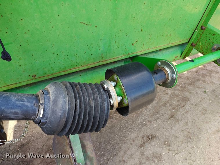 image for item DP4970 1993 John Deere 930 rigid head