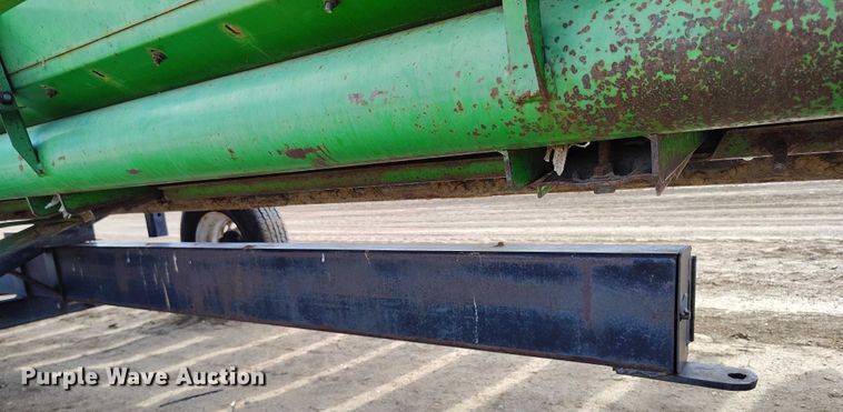 image for item DP4970 1993 John Deere 930 rigid head