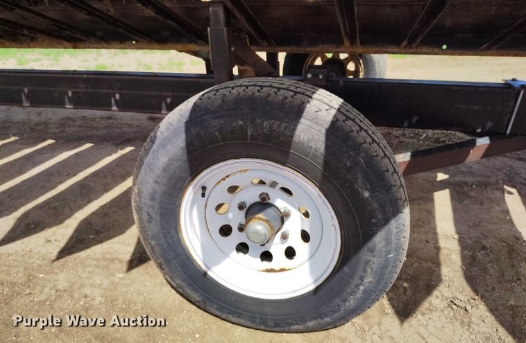 image for item DP4970 1993 John Deere 930 rigid head