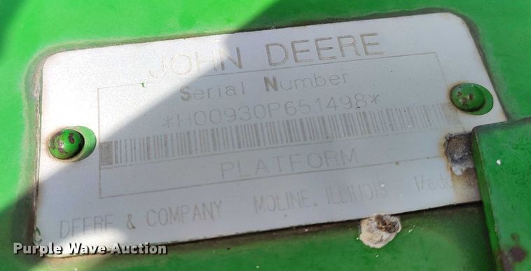 image for item DP4970 1993 John Deere 930 rigid head