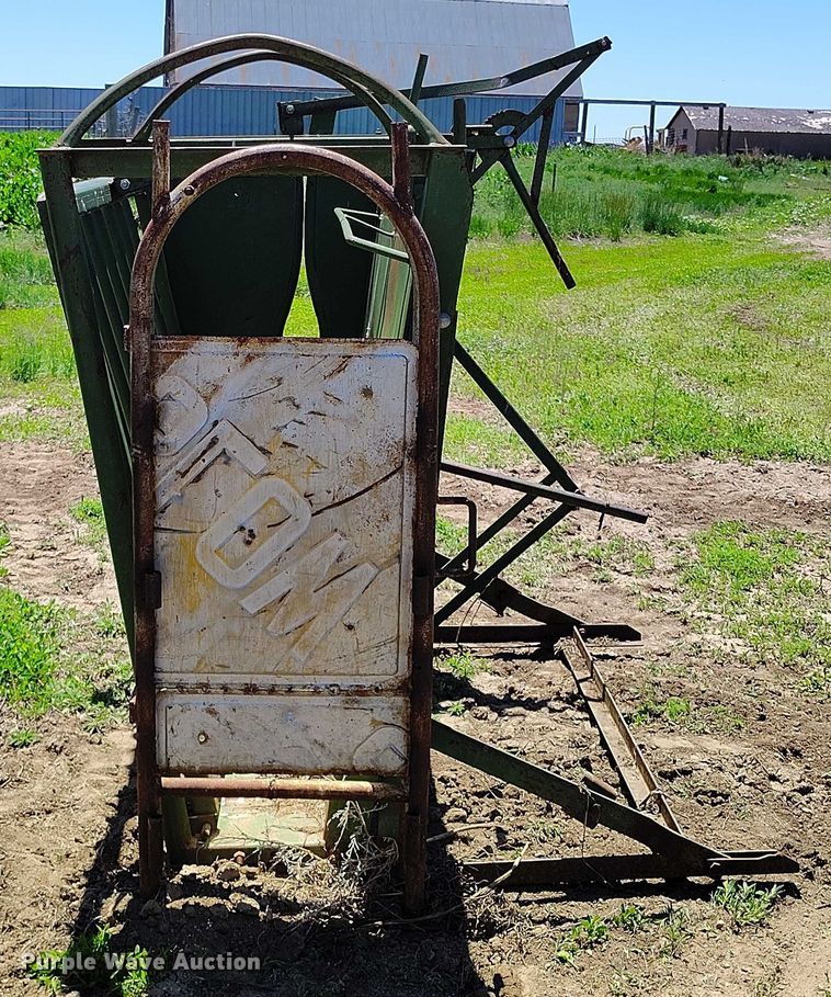 image for item DP4971 Powder River calf table