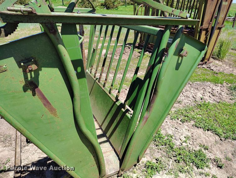 image for item DP4971 Powder River calf table