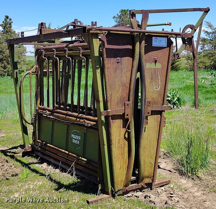 image for item DP4972 Powder River  squeeze chute