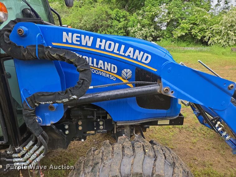 image for item DP6392 2021 New Holland Boomer 50 MFWD tractor