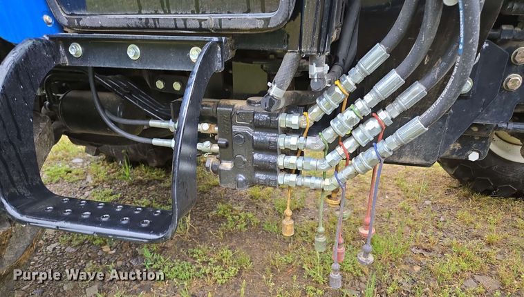 image for item DP6392 2021 New Holland Boomer 50 MFWD tractor