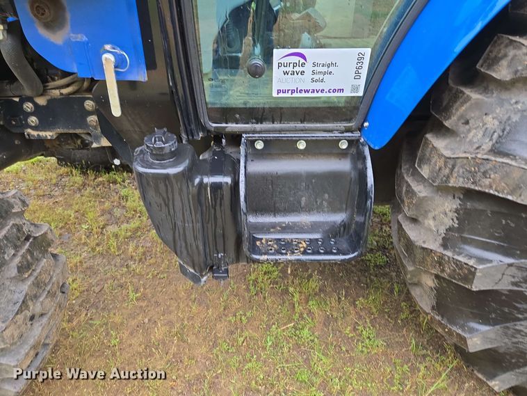 image for item DP6392 2021 New Holland Boomer 50 MFWD tractor