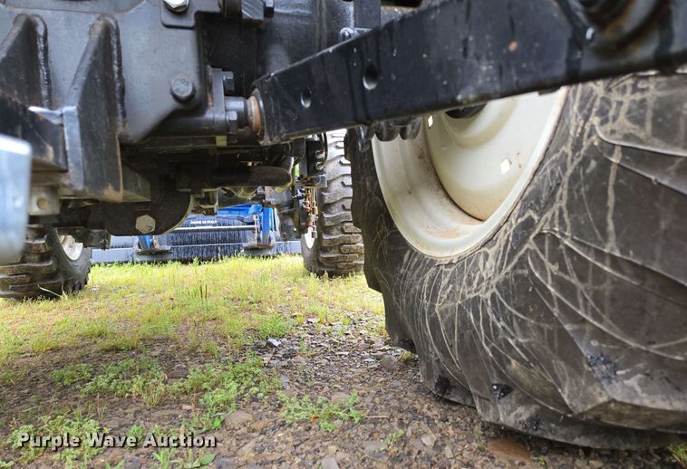 image for item DP6392 2021 New Holland Boomer 50 MFWD tractor