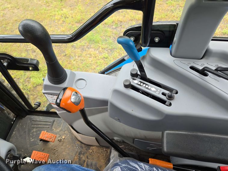 image for item DP6392 2021 New Holland Boomer 50 MFWD tractor