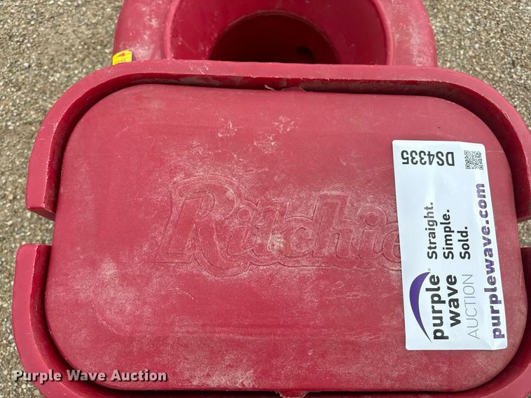 image for item DS4335 Ritchie livestock waterer