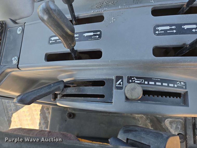 image for item DT4881 New Holland 7740 MFWD tractor