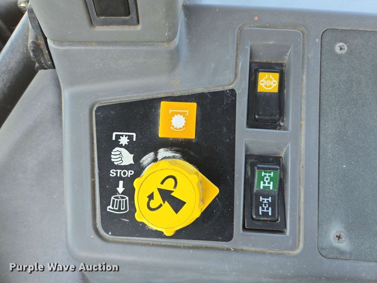 image for item DT4881 New Holland 7740 MFWD tractor