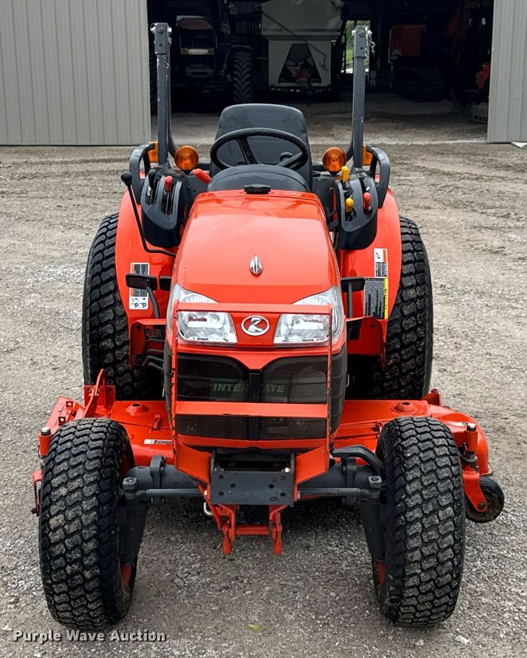 image for item DU9151 2008 Kubota B3200HSD MFWD tractor