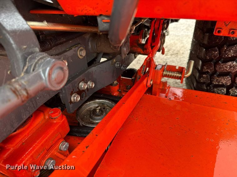 image for item DU9151 2008 Kubota B3200HSD MFWD tractor