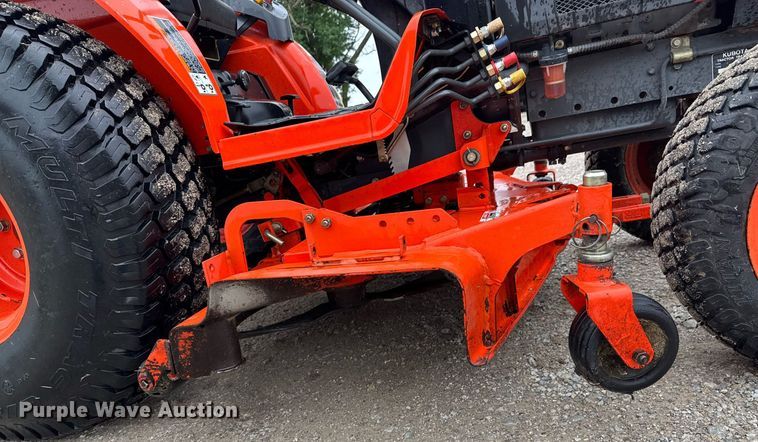 image for item DU9151 2008 Kubota B3200HSD MFWD tractor