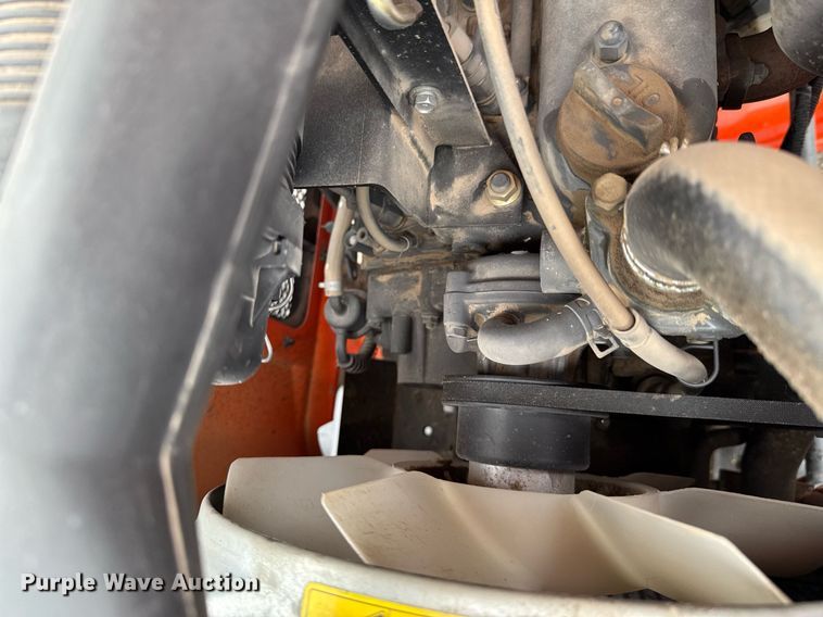 image for item DU9151 2008 Kubota B3200HSD MFWD tractor