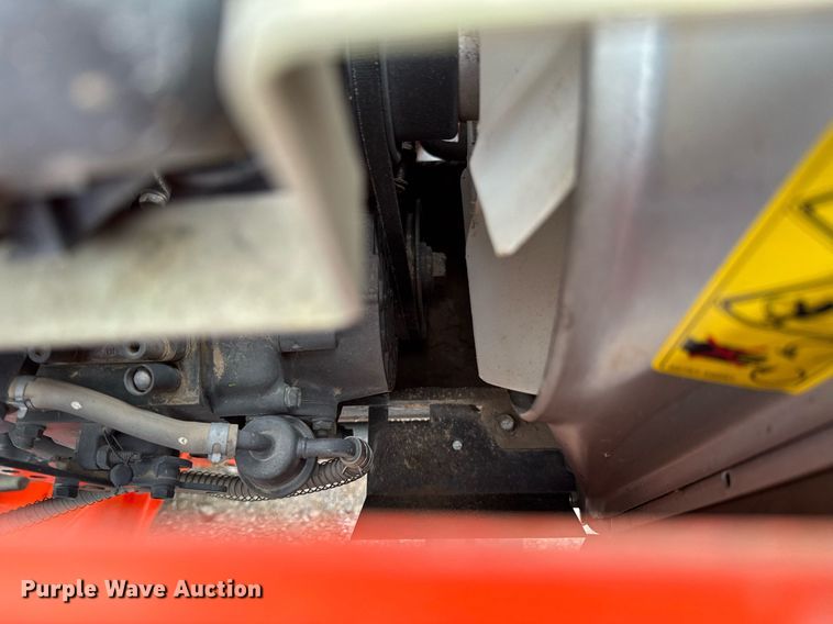 image for item DU9151 2008 Kubota B3200HSD MFWD tractor