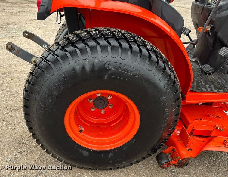 image for item DU9151 2008 Kubota B3200HSD MFWD tractor