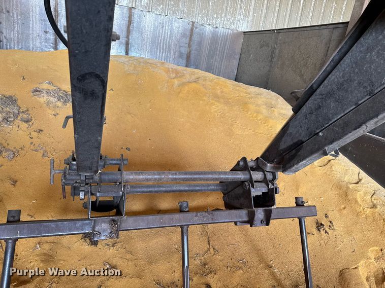 image for item DU9167 1991 John Deere 2955 MFWD tractor