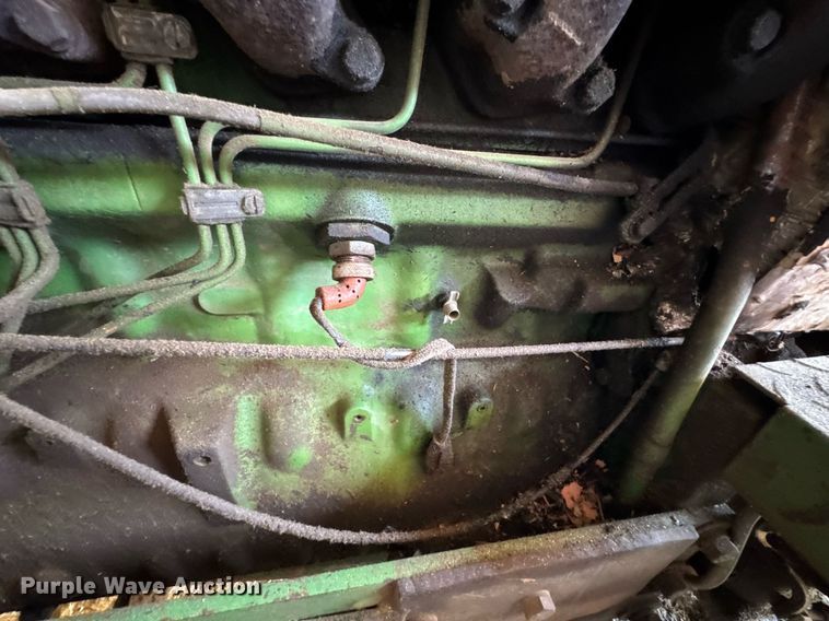 image for item DU9167 1991 John Deere 2955 MFWD tractor