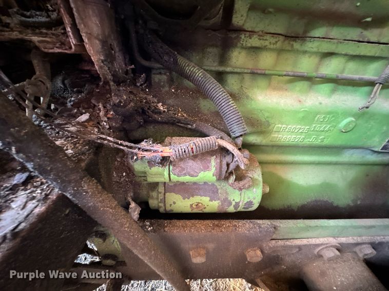 image for item DU9167 1991 John Deere 2955 MFWD tractor