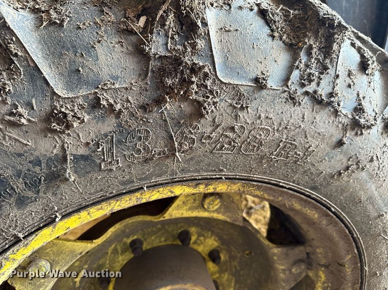 image for item DU9167 1991 John Deere 2955 MFWD tractor