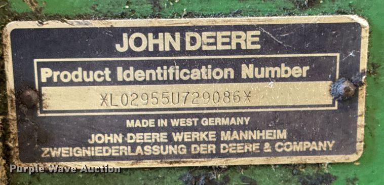 image for item DU9167 1991 John Deere 2955 MFWD tractor