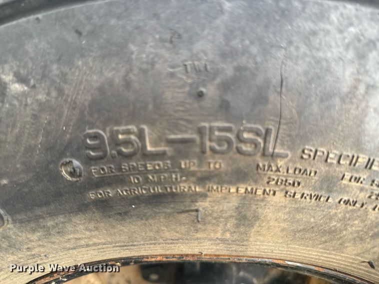 image for item DU9169 Great Plains Solid Stand 1500 grain drill