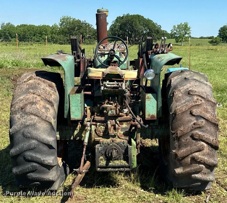image for item DU9787 1961 John Deere 3010 tractor