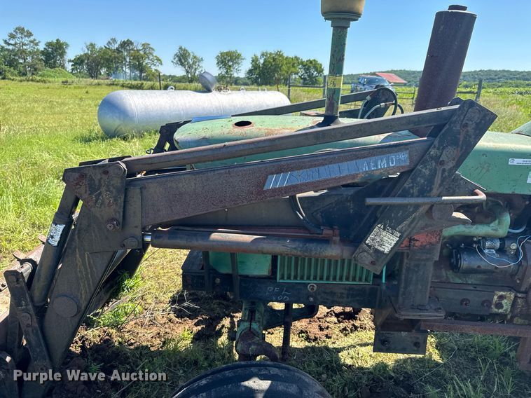 image for item DU9787 1961 John Deere 3010 tractor