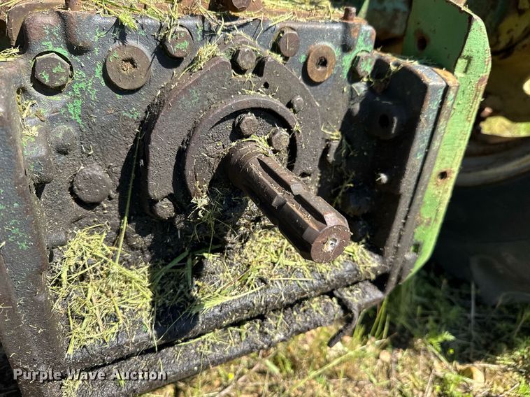 image for item DU9787 1961 John Deere 3010 tractor