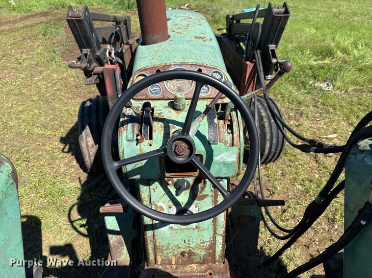 image for item DU9787 1961 John Deere 3010 tractor