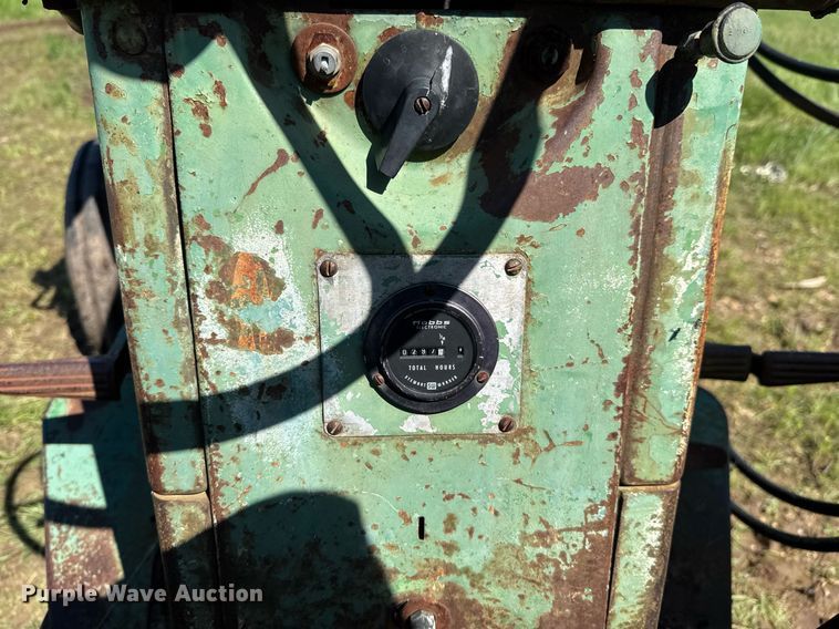 image for item DU9787 1961 John Deere 3010 tractor