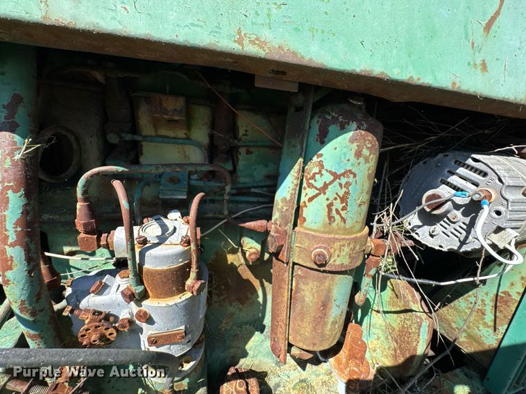 image for item DU9787 1961 John Deere 3010 tractor