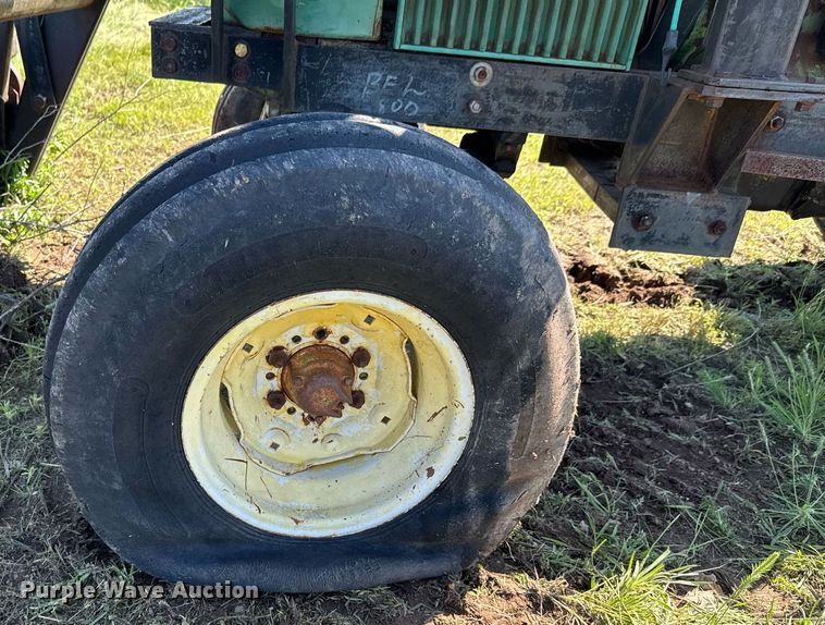 image for item DU9787 1961 John Deere 3010 tractor