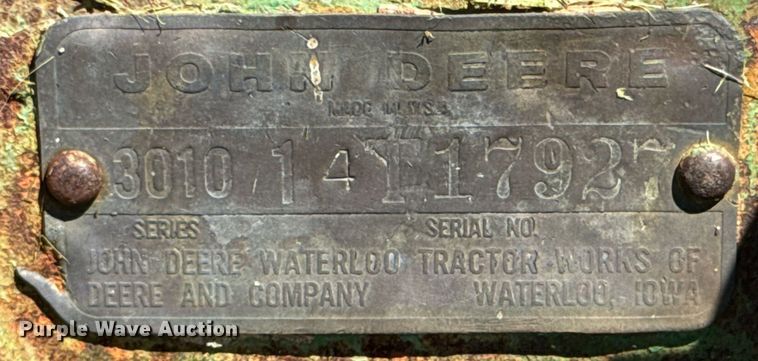 image for item DU9787 1961 John Deere 3010 tractor