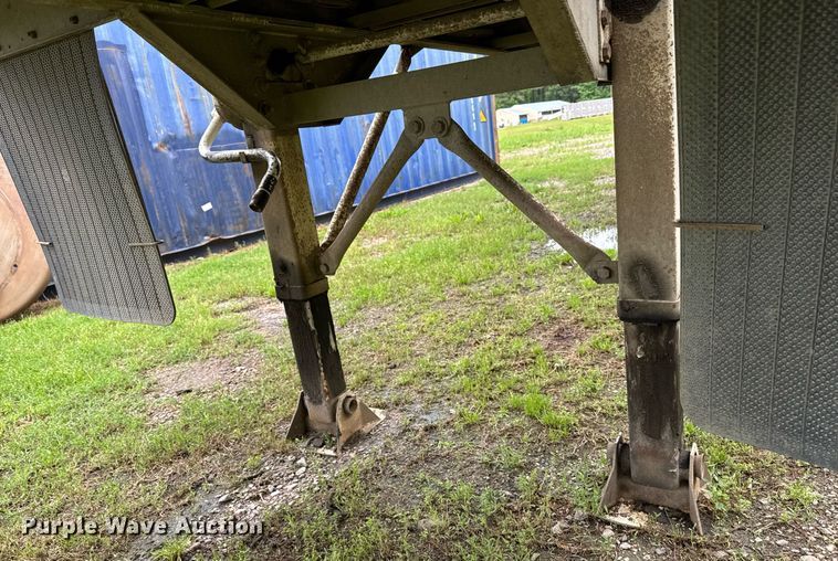 image for item DW1959 2006 Ledwell feed delivery trailer