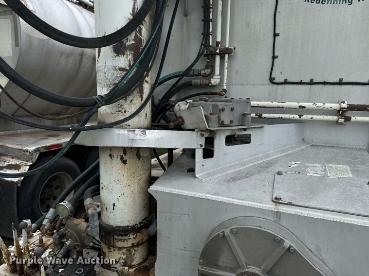 image for item DW1959 2006 Ledwell feed delivery trailer